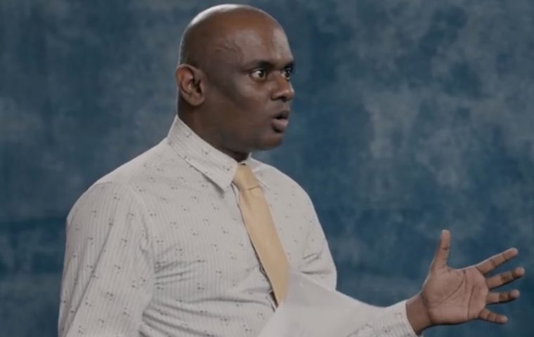 „I am a MO-TI-VA-TOR“ – Vorgesetzte, so schlecht wie im Lehrfilm