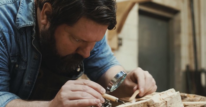 Eine Feuerholz-Manufaktur aus Vancouver ist die perfekte Hipster-Parodie