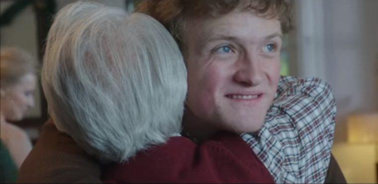 Der Weihnachtsspot von Pornhub lässt Edeka alt aussehen