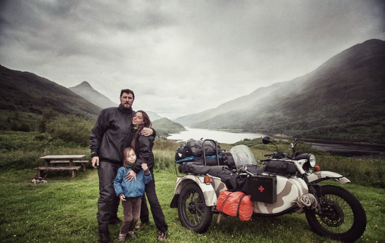 Sie wollten ihrem Sohn die Welt zeigen – also machten sie den Roadtrip ihres Lebens