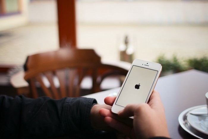Viral: Entsperre jedes beliebige iPhone in 30 Sekunden!