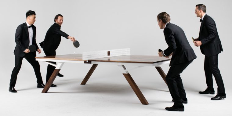 Let’s Play – Dieses hölzerne Schmuckstück verwandelt sich vom Konferenztisch zur stylischen Tischtennisplatte