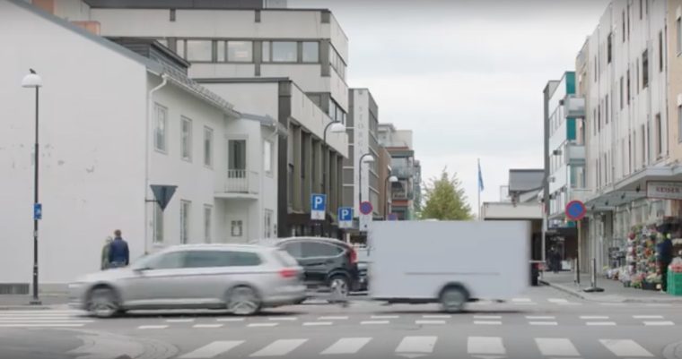 Da guckt selbst Van Damme: VW mit der WTF-Kampagne des Tages