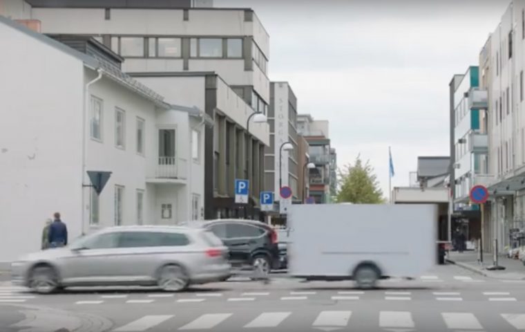 Da guckt selbst Van Damme: VW mit der WTF-Kampagne des Tages
