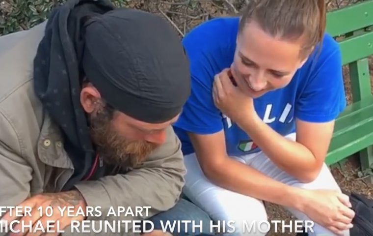 „Miracle Messages“ nutzt Facebook und Co., um Obdachlose mit ihren Familien zusammenzuführen