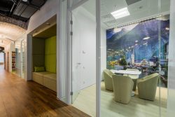 booking.com