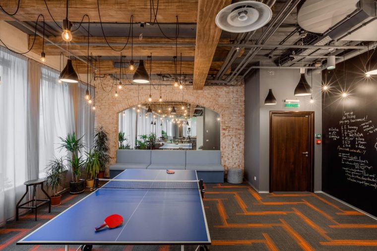 Bürokultur mit Industrial-Loft-Charakter: So wird bei Booking.com in Moskau gerarbeitet
