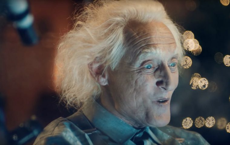 „Lonely Night“: Pornhub bietet in neuer Kampagne die Lösung für einsame Weihnachten