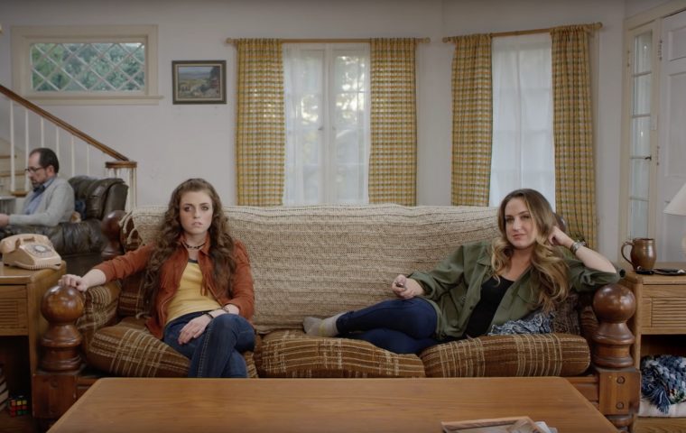 Swipen auf dem Apple TV: Die neue Kampagne von Tinder sorgt für beste Unterhaltung
