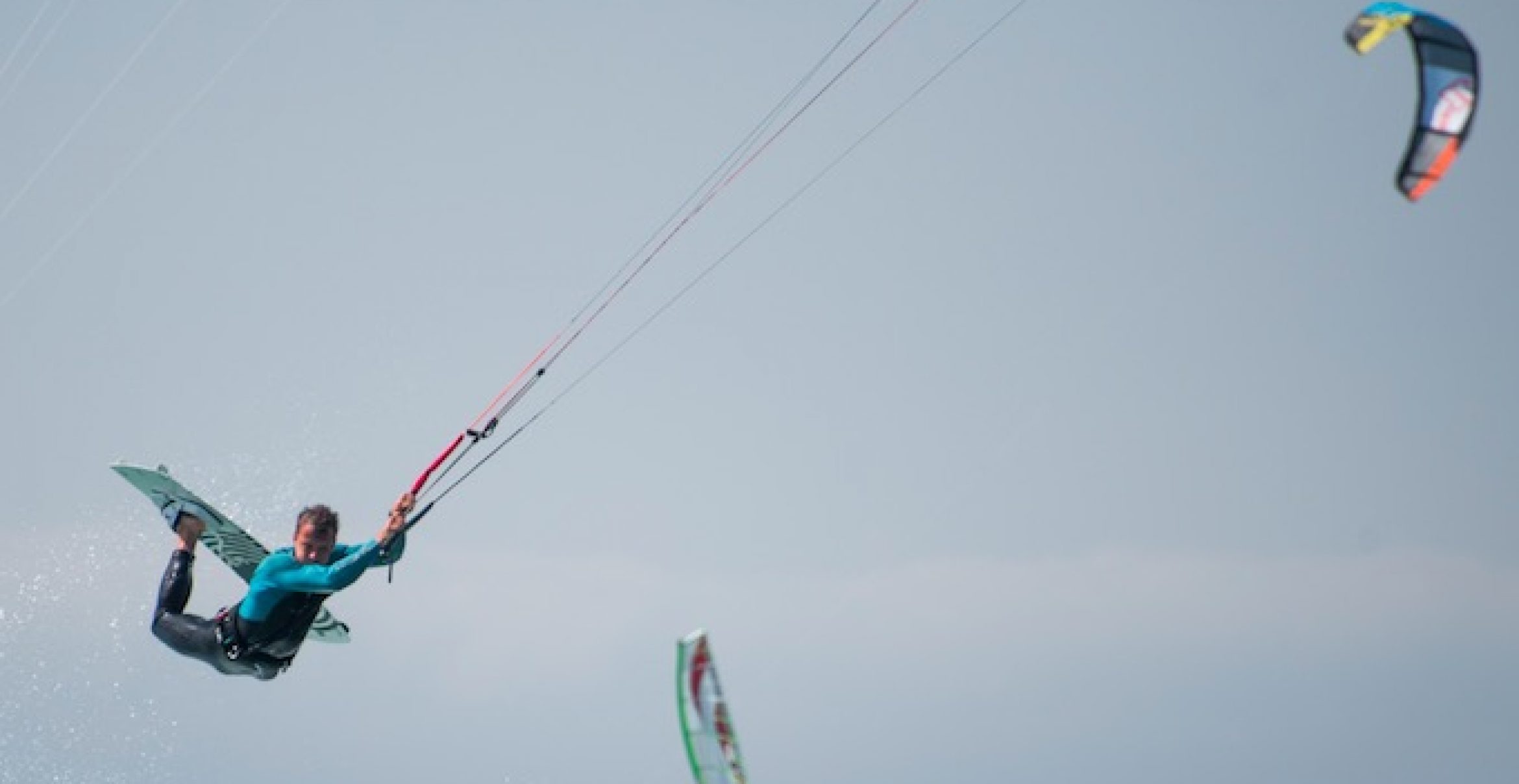 Windige Typen: Beim Founders Kite Club treffen sich Unternehmer und Investoren zum Kitesurfen
