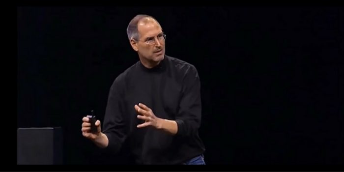 steve-jobs-iphone-keynote