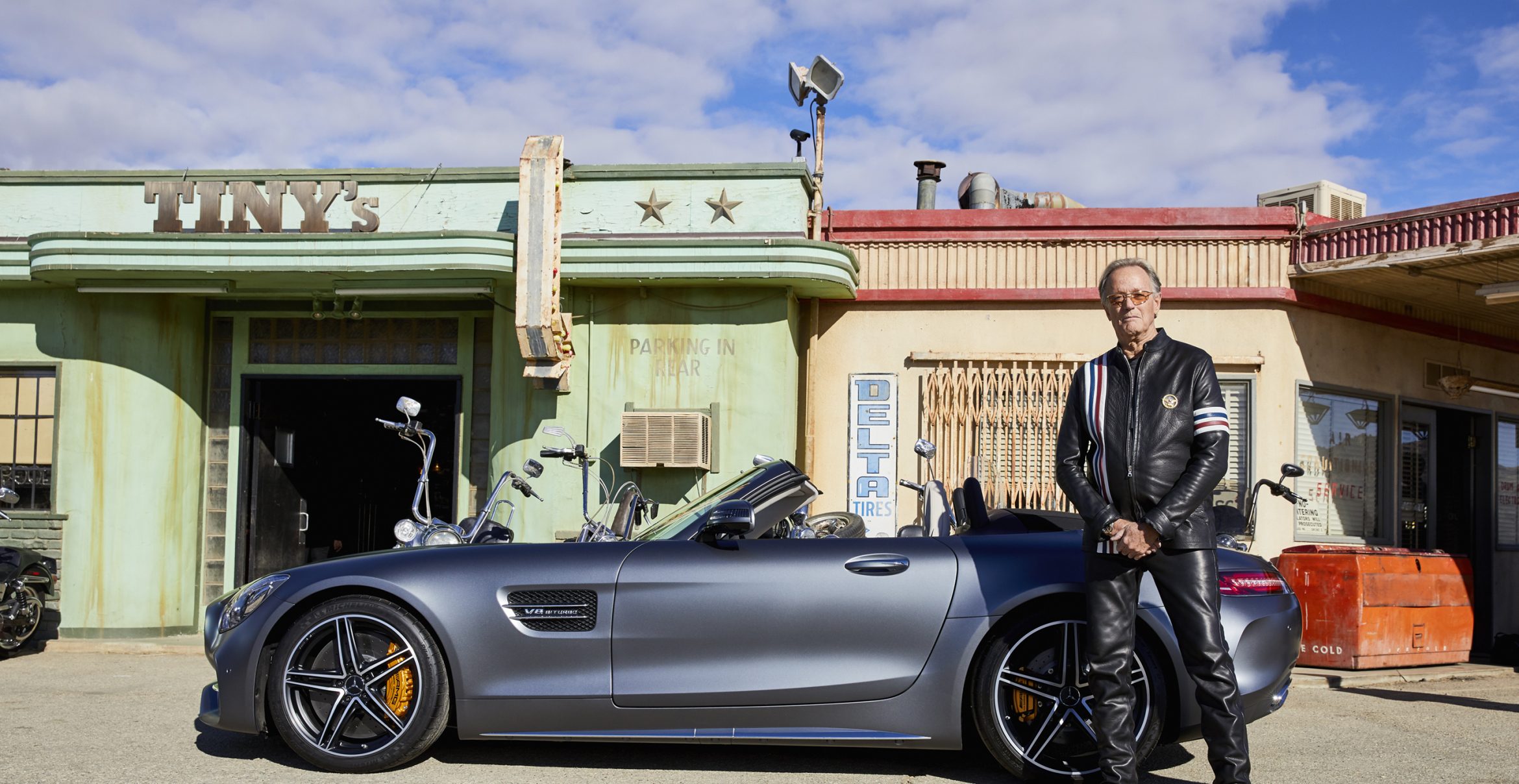 antoni und die Coen Brüder machen für Mercedes Benz aus dem “Easy Rider“ den “Easy Driver“