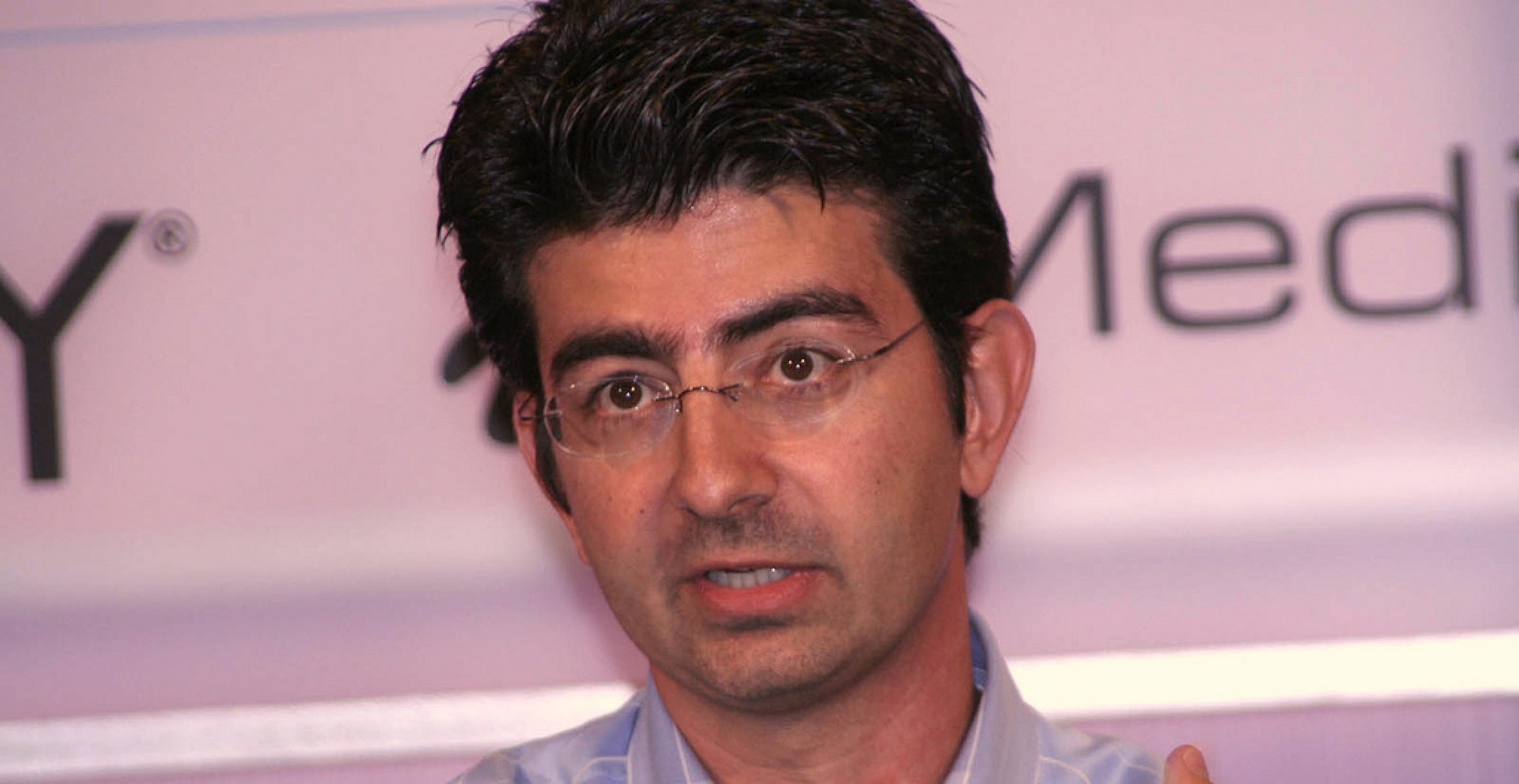 Ebay-Gründer Pierre Omidyar investiert in das weltweit größte Grundeinkommen-Experiment