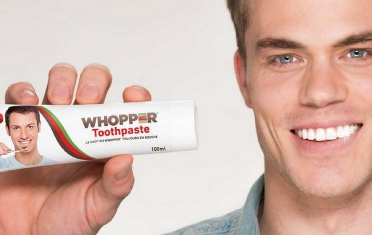 Whoop Whoop: Burger King bringt Whopper-Zahnpasta auf den Markt