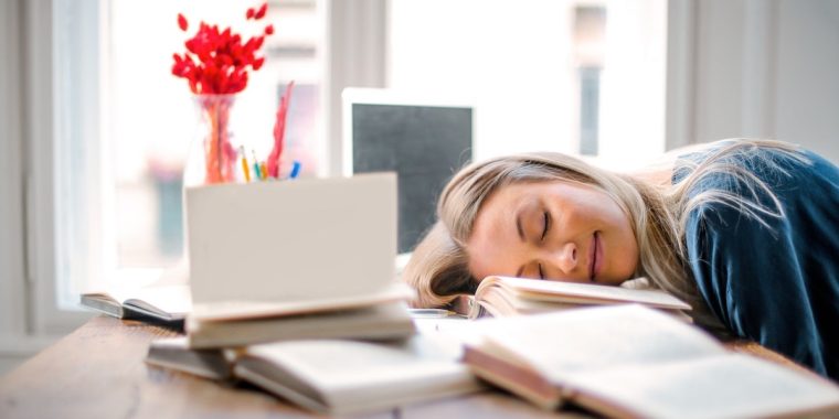 Power Napping: Sechs kreative Ideen für ein Nickerchen im Office