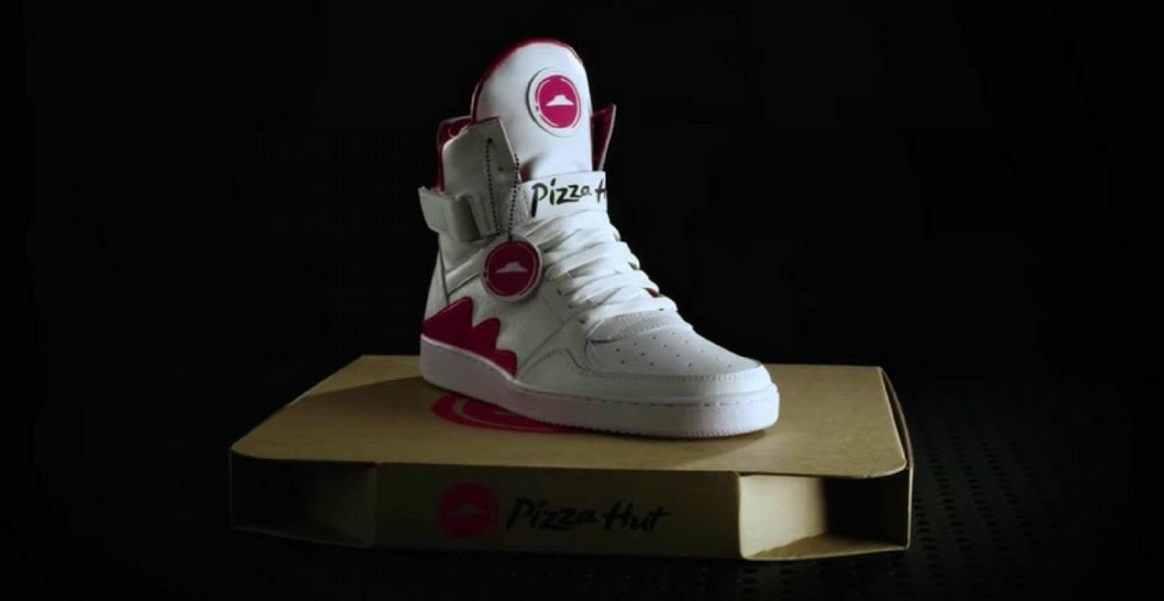 Essen bestellen mit den Schuhen? Pizza Hut macht es möglich