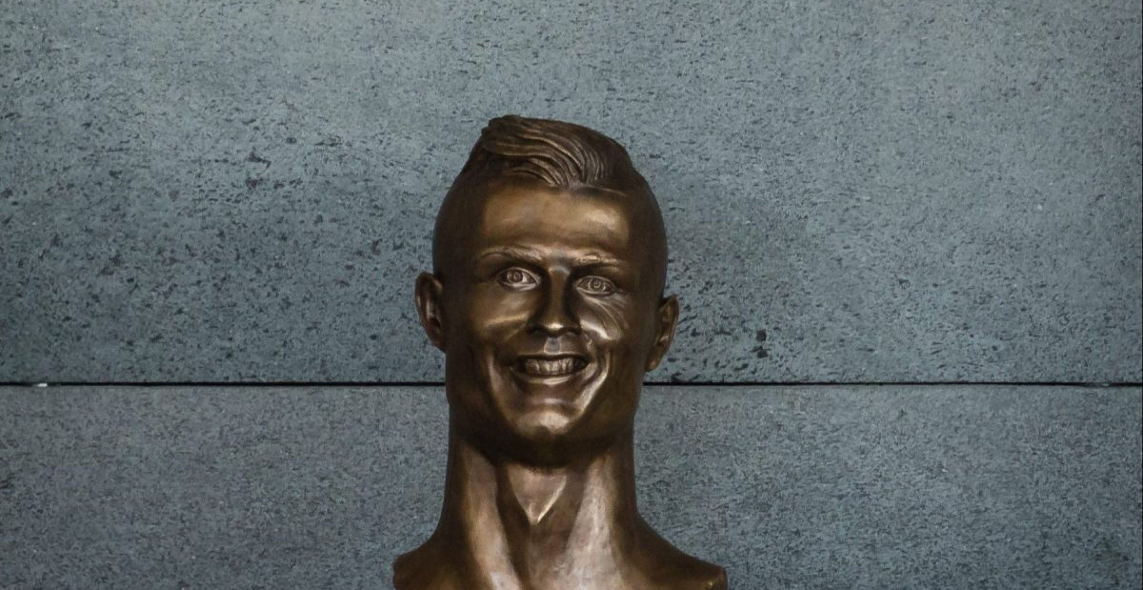 Die ganze Welt lachte über Ronaldo‘s Büste – nun hatte der Künstler eine zweite Chance