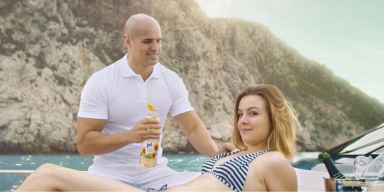 Knausrig ist das neue innovativ: Rewe dreht die “billigsten Spots des Jahres“