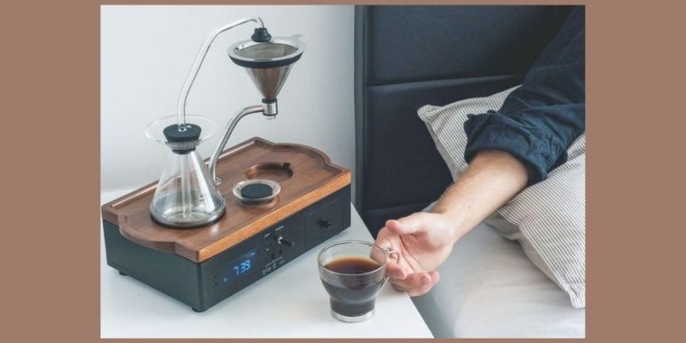 The Barisieur: Dieser Wecker begrüßt euch morgens mit einem Kaffee am Bett