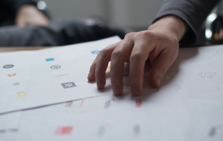 Step by Step: Sechs Schritte zu einem gelungenen Firmenlogo