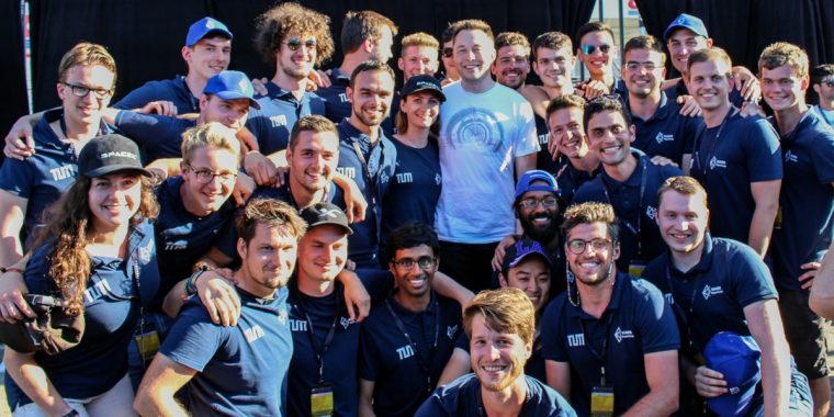 Münchner Studenten triumphieren beim Hyperloop-Contest von Elon Musk