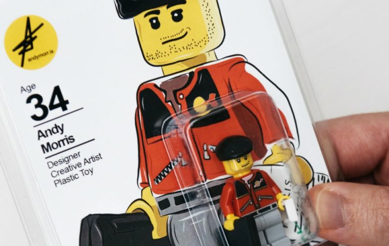 CV im Mini-Format: Dieser Designer bewirbt sich mit einer Lego-Figur