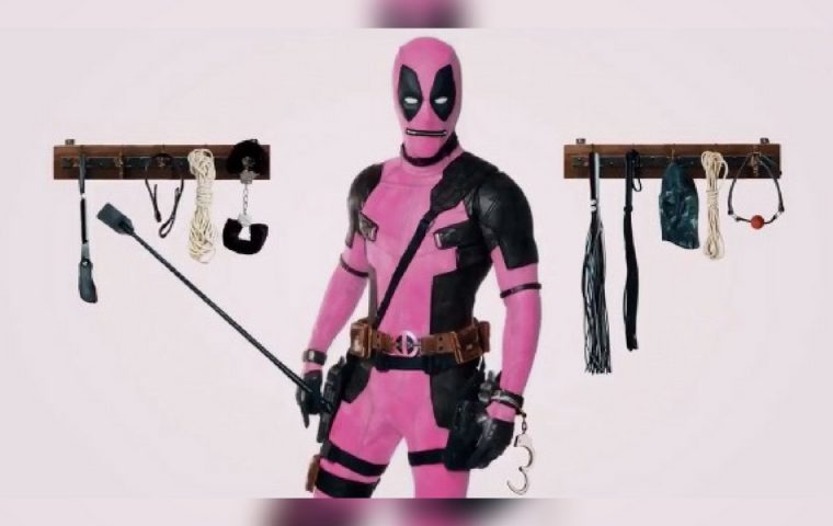 Deadpool versteigert sein pinkes Outfit für einen guten Zweck