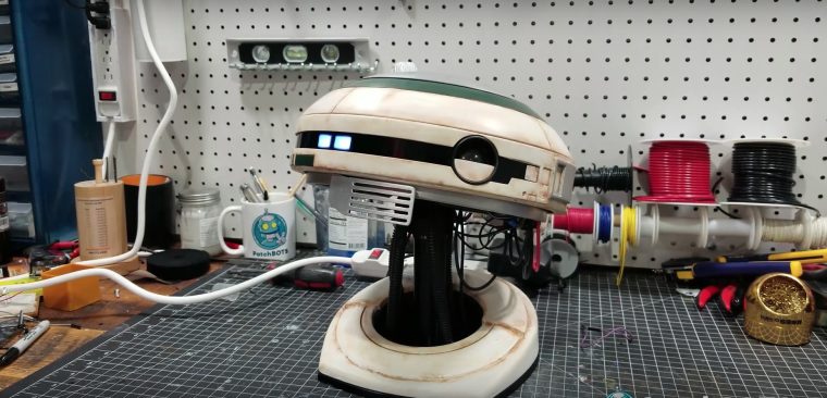 Tüftler baut Star Wars-Droiden nach und integriert Alexa