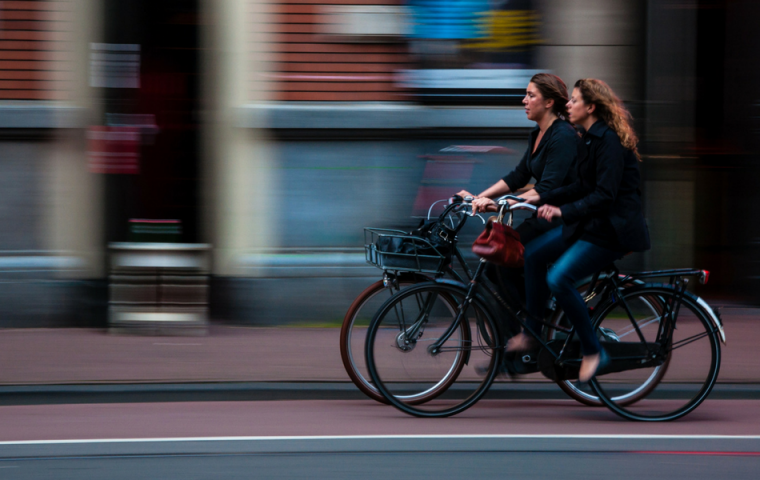 Mit dem Fahrrad zur Arbeit: Leasing-Bikes sind die neuen Dienstwagen
