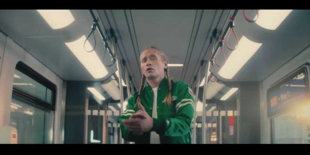 PR-Turn up: Die S-Bahn Berlin dreht mit Romano den Swag auf