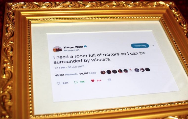 Unternehmen macht aus Kanye Wests Tweets Kunst