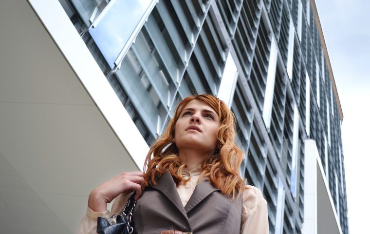 Neue Studie: Frauen im Vorstand verdienen besser als ihre Kollegen