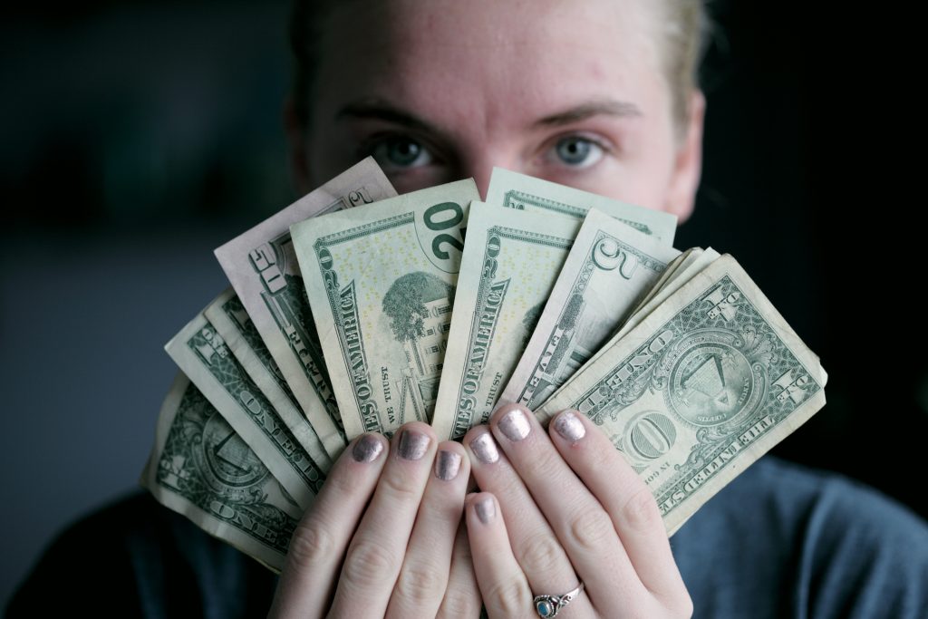 Vier Tipps, wie du erfolgreich dein Gehalt verhandelst