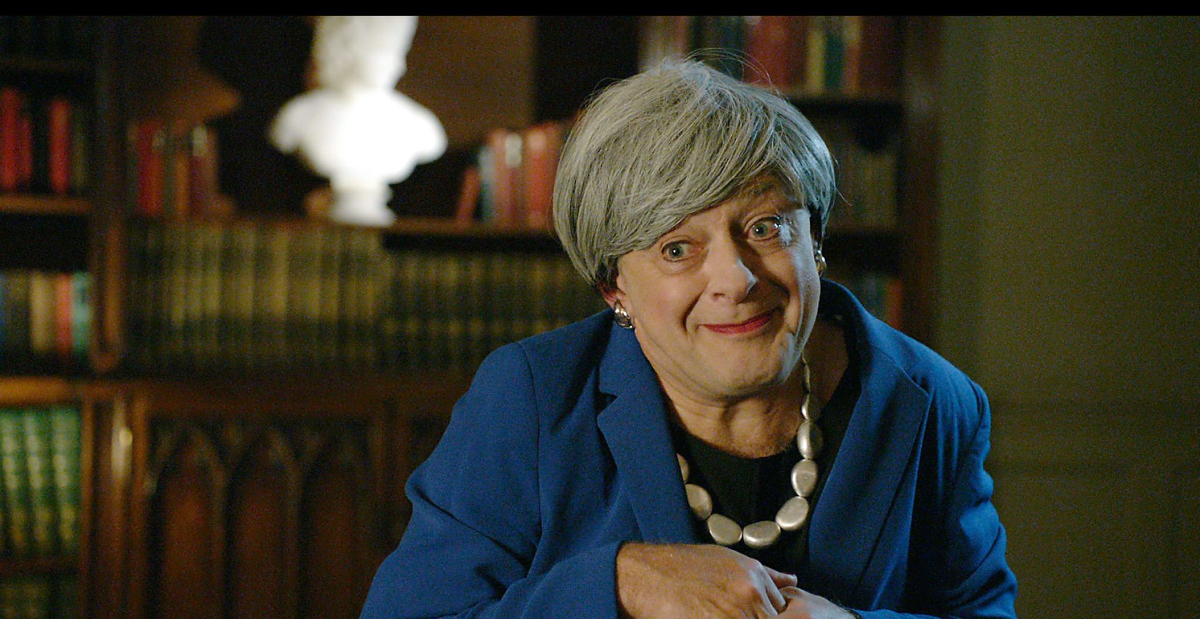 Parodie: Theresa May verwandelt sich in Brexit-Gollum