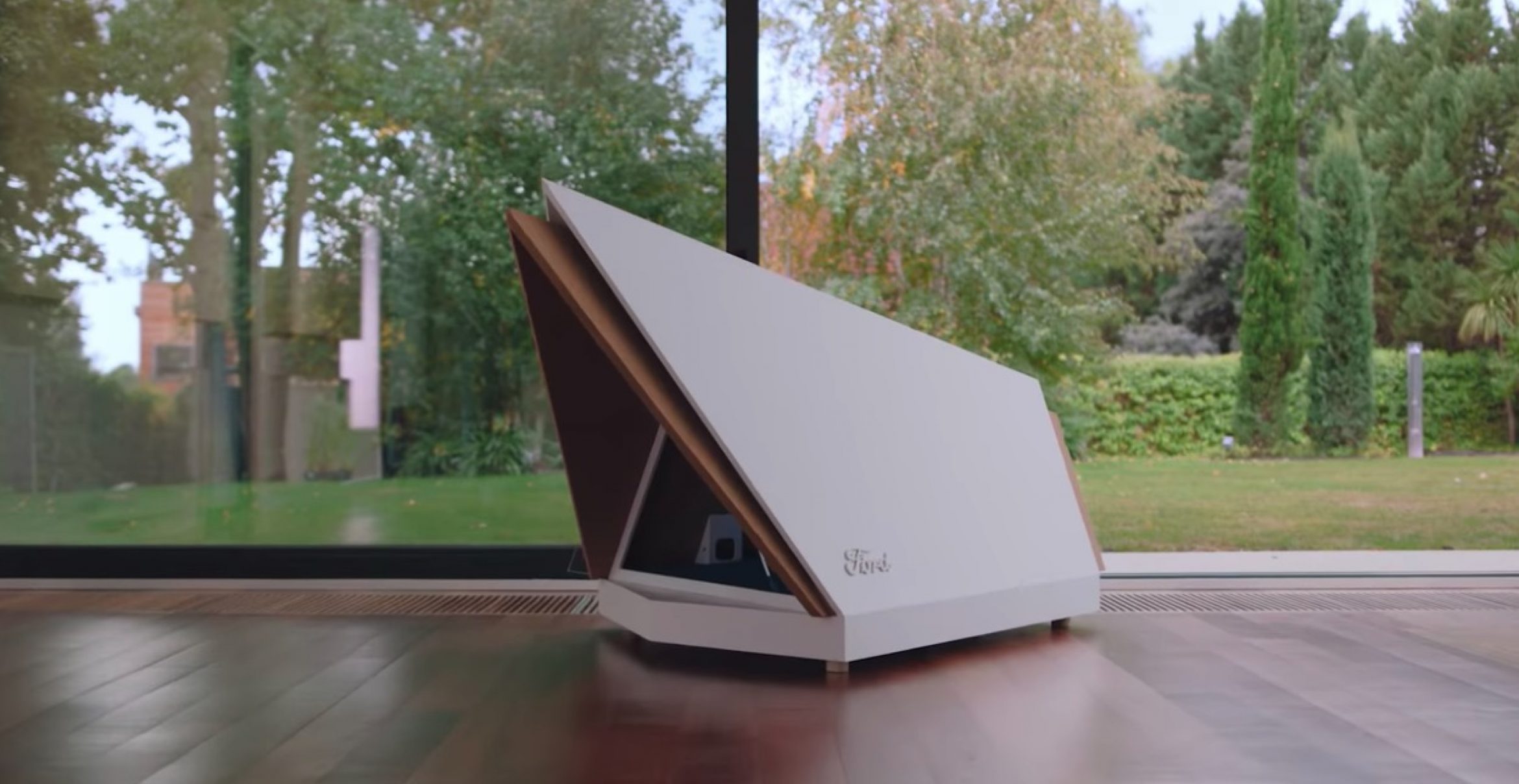 Ford baut eine Hundehütte, damit sich die Vierbeiner nicht an Silvester fürchten