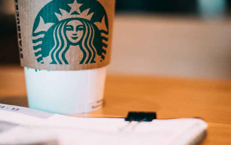 Starbucks verbietet Pornos, also verbietet Youporn Starbucks