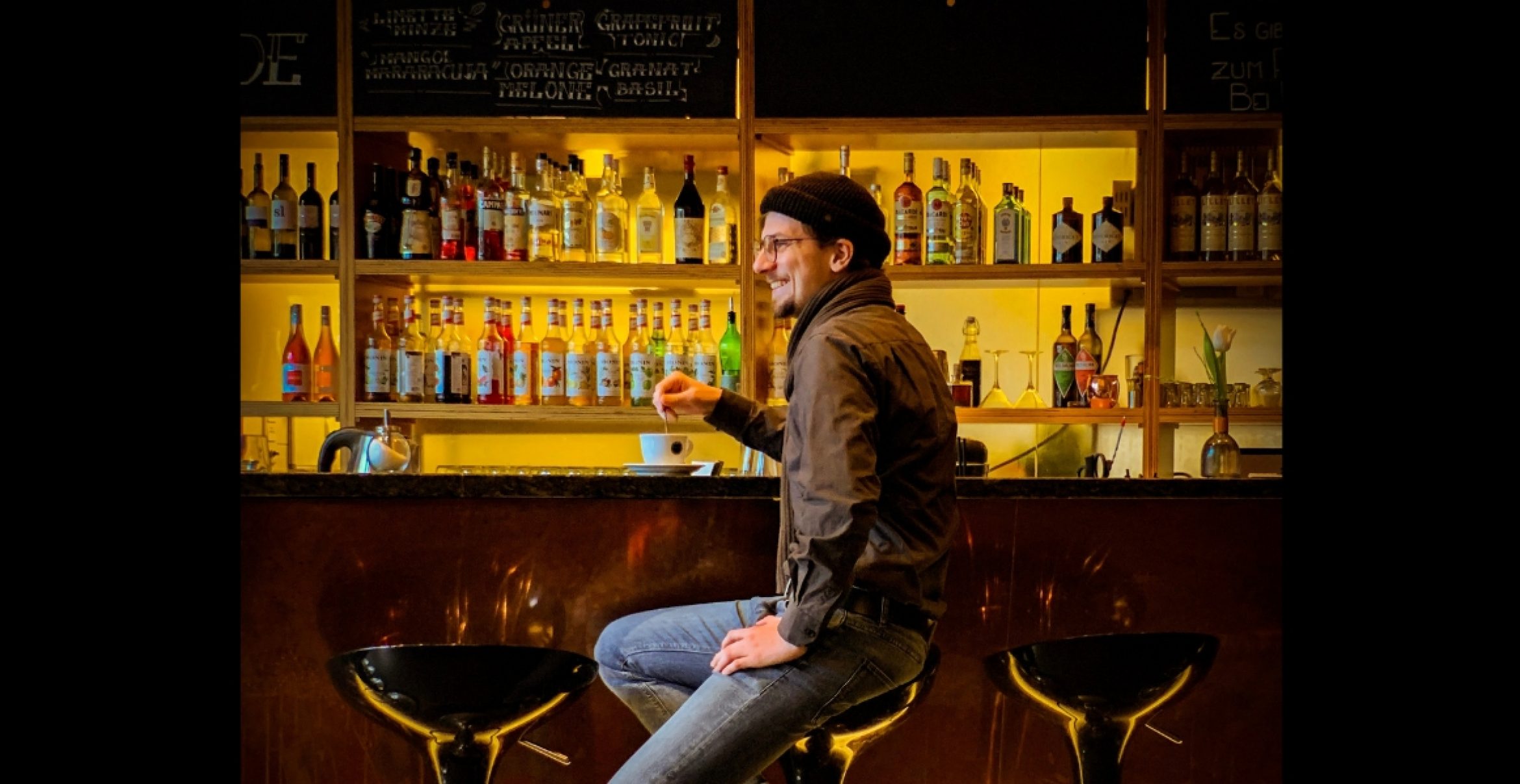 Auf Jobsuche in der Bar: Linkedin eröffnet Pop-Up-Pub in London