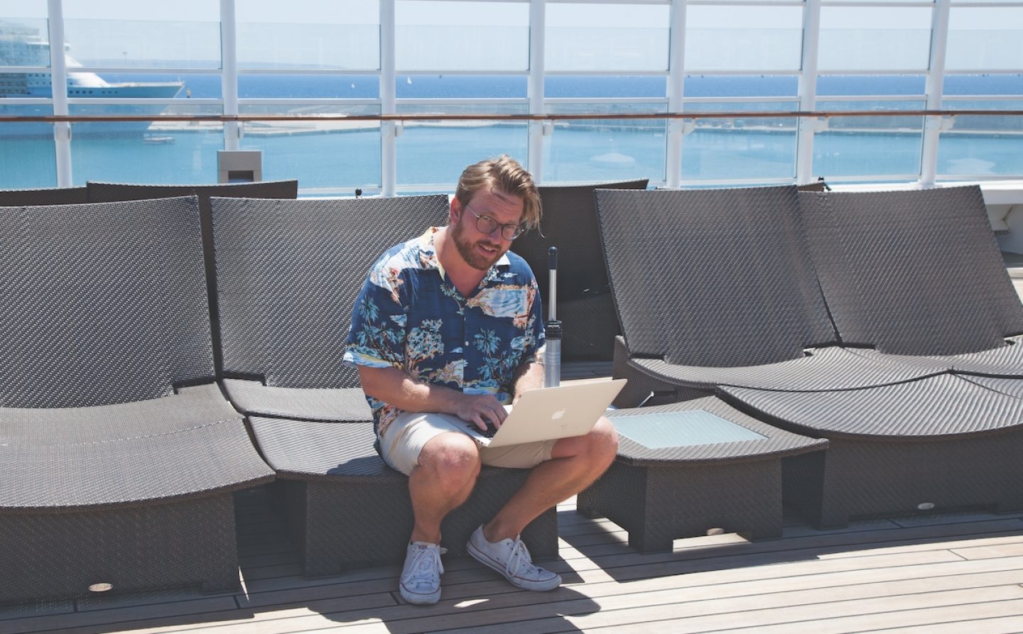 Meer als Büro: Wie das Verlassen des Arbeitsplatzes den Ideenfluss fördern kann