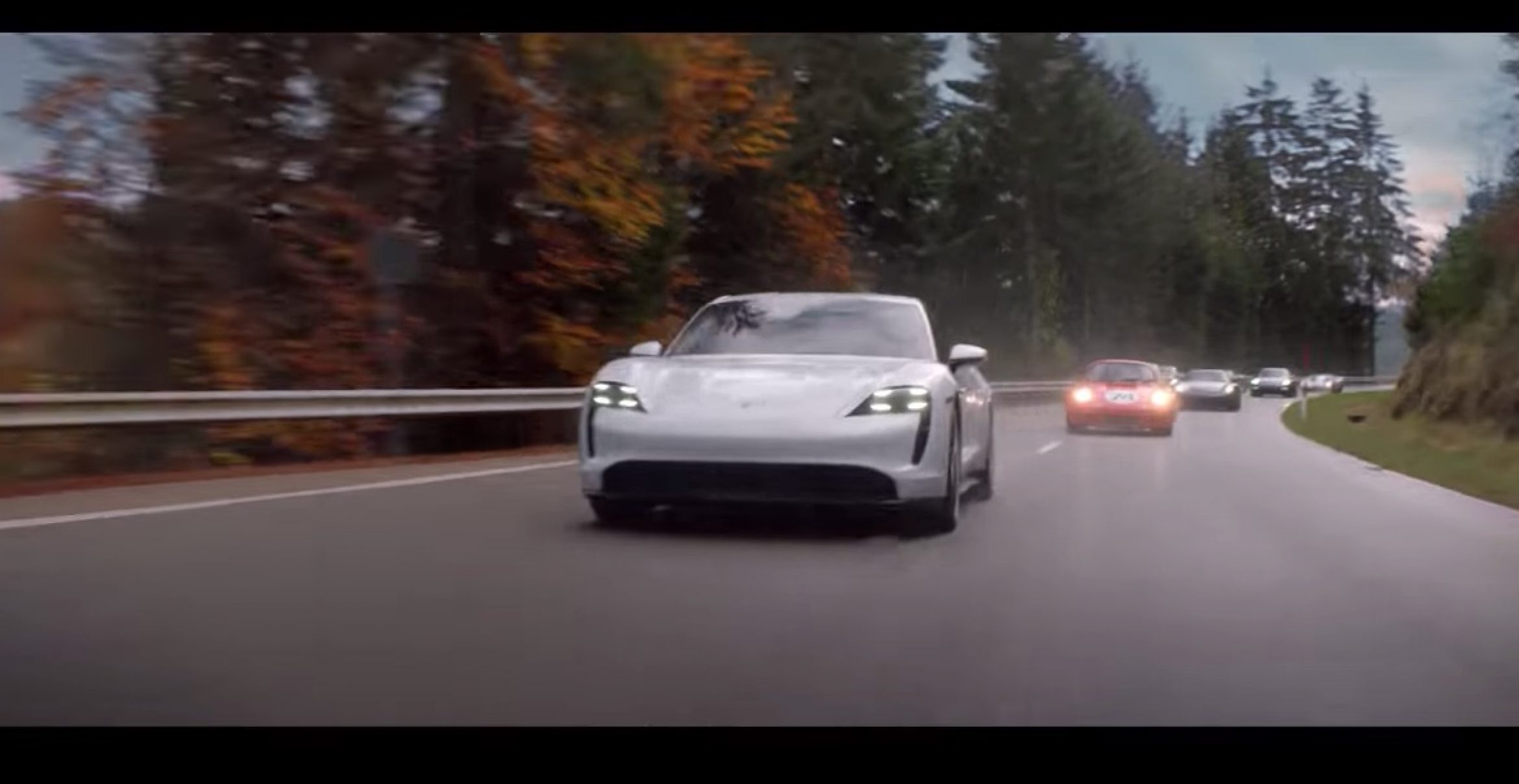 Super Bowl: Porsche wirbt für neues E-Modell mit Verfolgungsjagd