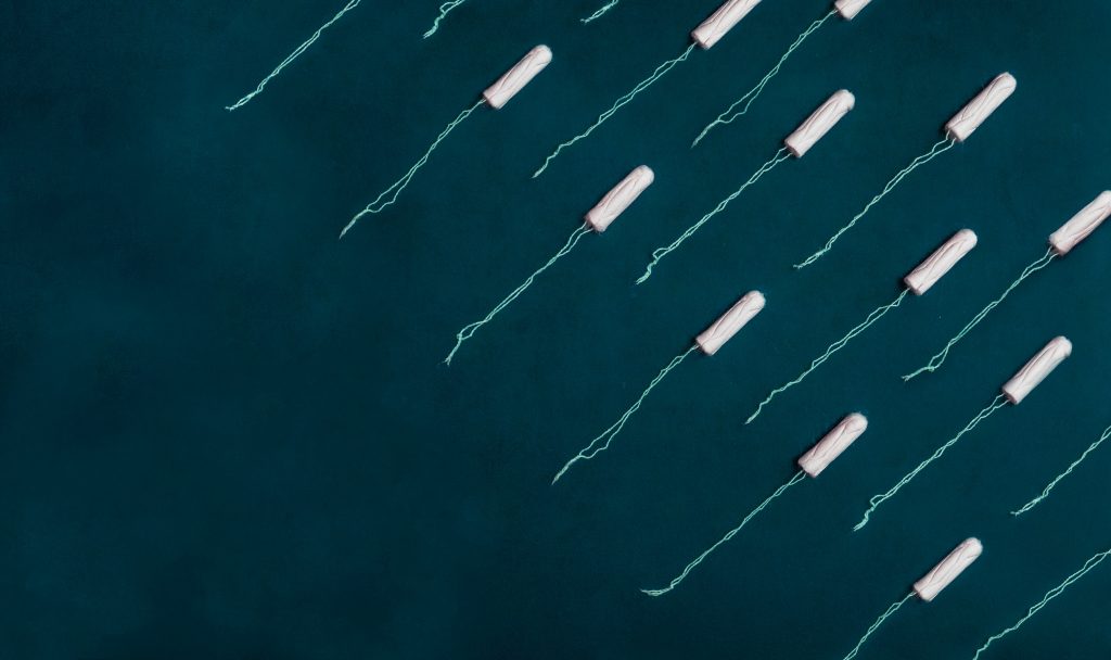 20-Jährige sorgt mit Kampagne für kostenlose Tampons an britischen Schulen