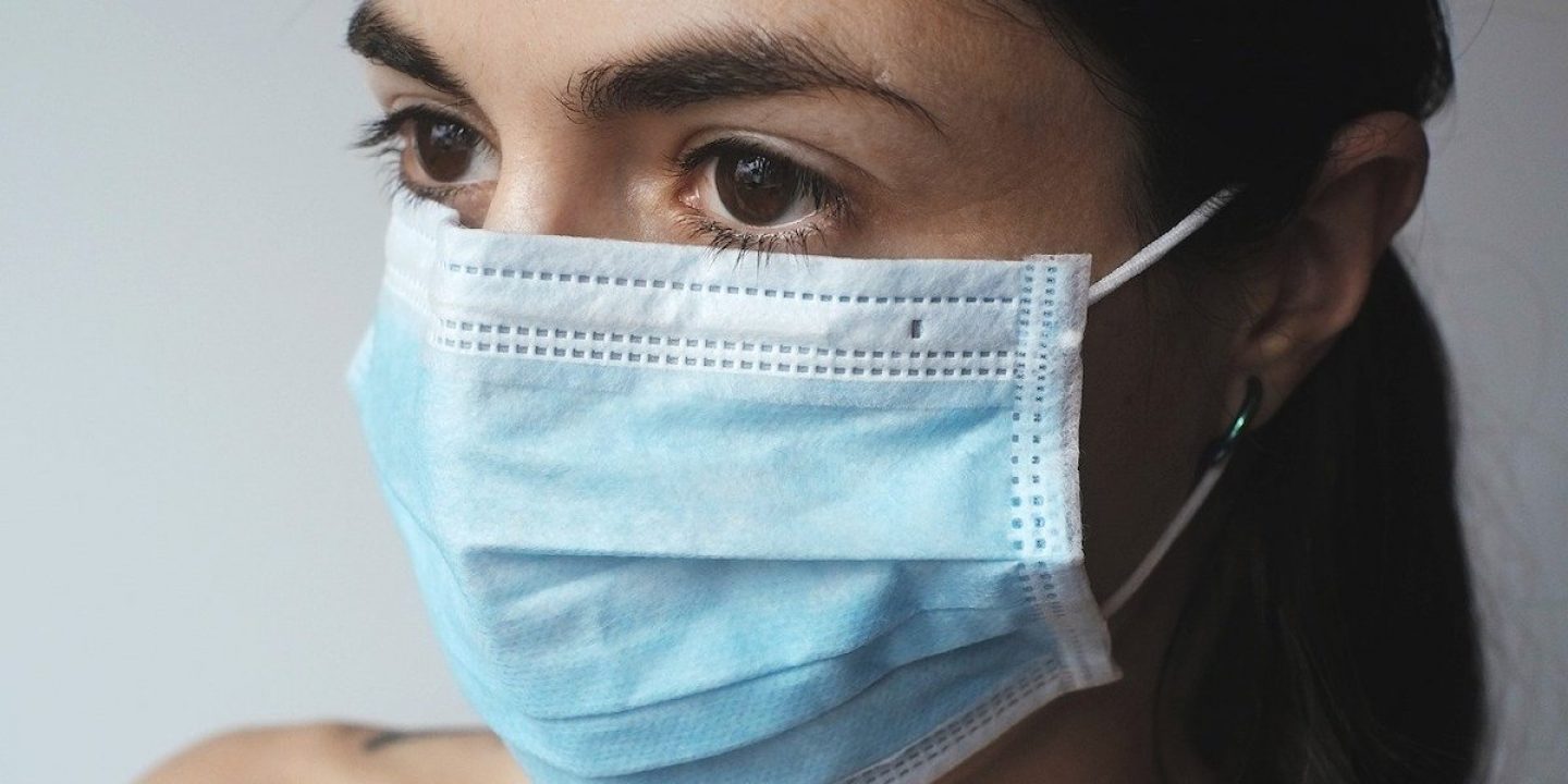 Auf Angst spekuliert: 24-Jähriger vertickt Atemmasken und macht Millionen-Umsatz