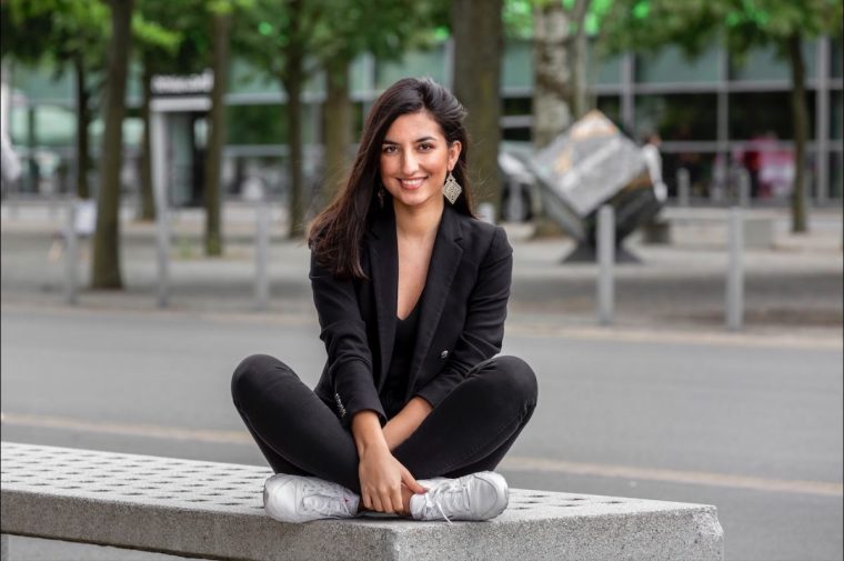 Aya Jaff: „Die Börse ist für jeden da, nicht nur für alte, reiche Männer“