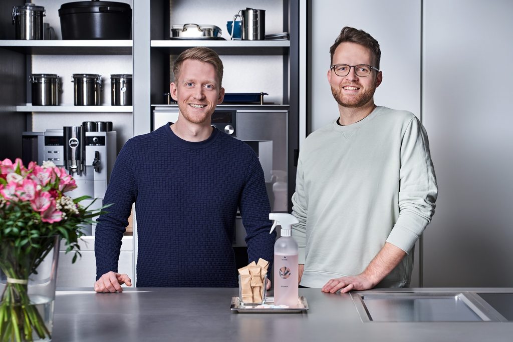 „Unser Ziel: eine Million Plastikflaschen in den Haushalten einsparen“