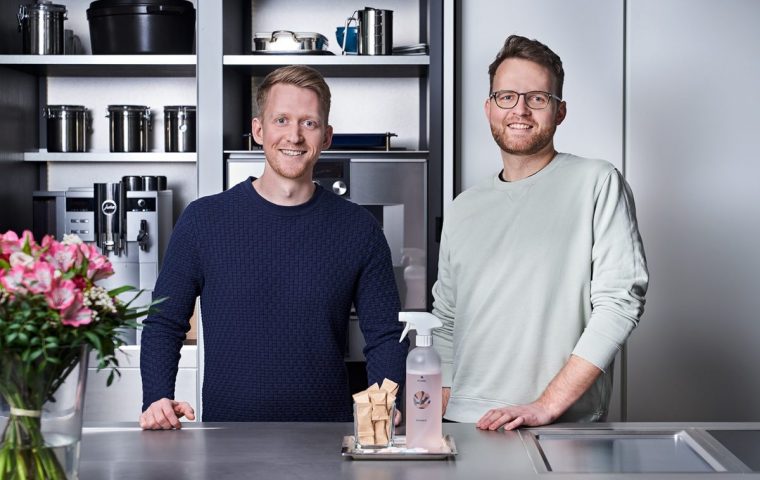 „Unser Ziel: eine Million Plastikflaschen in den Haushalten einsparen“