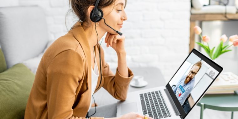 Kundenbeziehungen pflegen aus dem Homeoffice