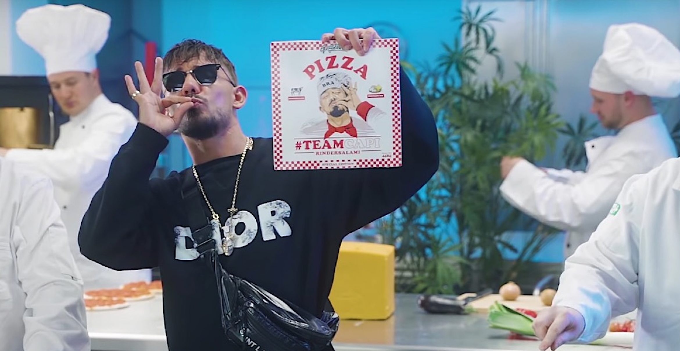 Tiefkühl-Pizzen für Rap-Fans: Capital Bra steigt ins Fertiggericht-Business ein