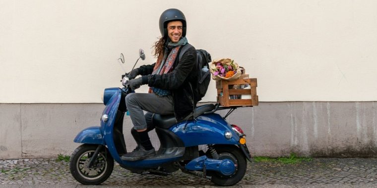 Damit Restaurants den Lockdown überstehen: unu verleiht E-Roller an Gastro-Betriebe