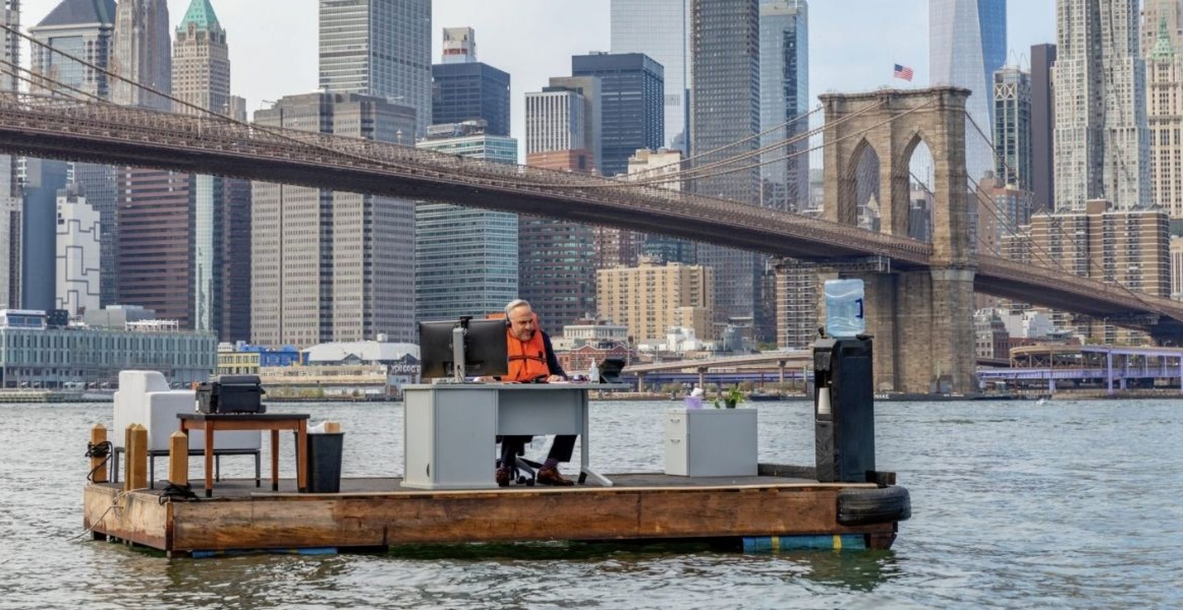 Office with a view: Dieses schwimmende Büro in New York ist der Inbegriff von Social Distancing