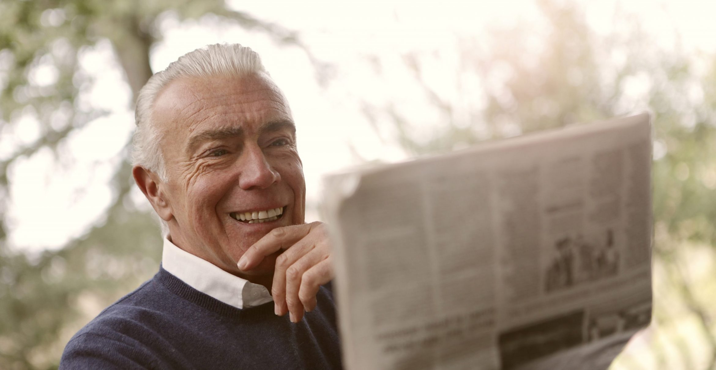 90-Jähriger schaltet Zeitungsannonce, um schnelles Internet zu bekommen