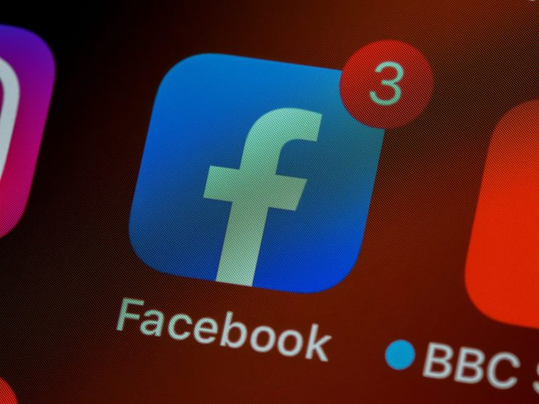 Facebook ist jetzt über eine Billion Dollar wert